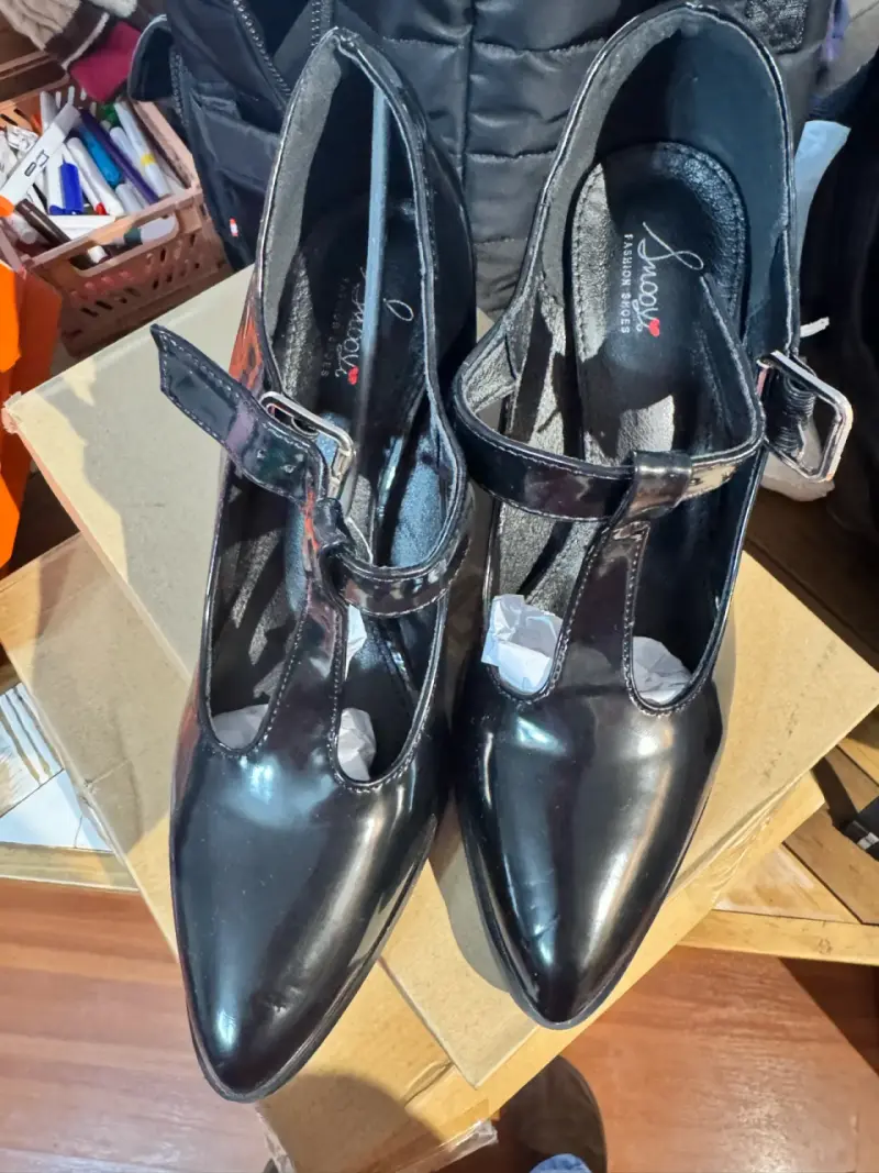 Zapatos de tacón negro charol talla 40 nuevos - 3