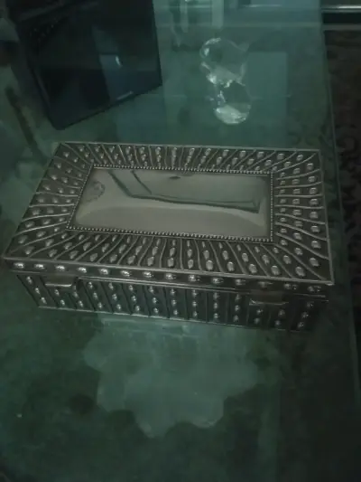 Joyero de Peltre de metal vintage - miniatura 2