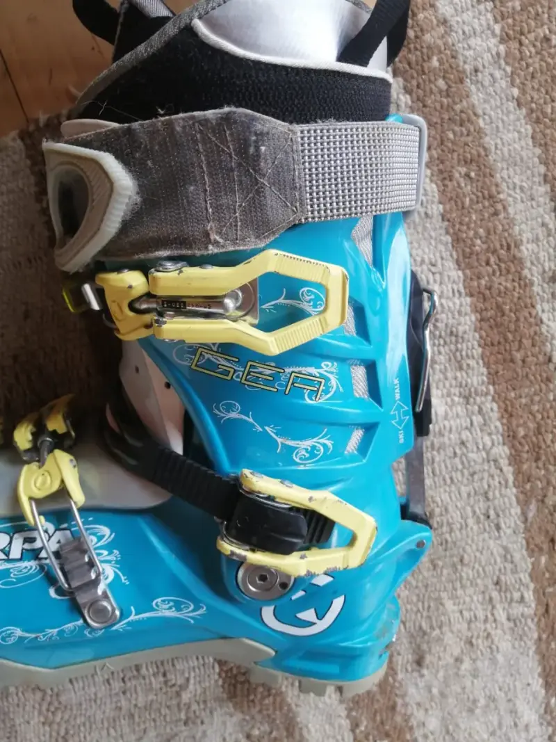 Botas de esquí Scarpa Gea, 25 mondo, 8 US - 2