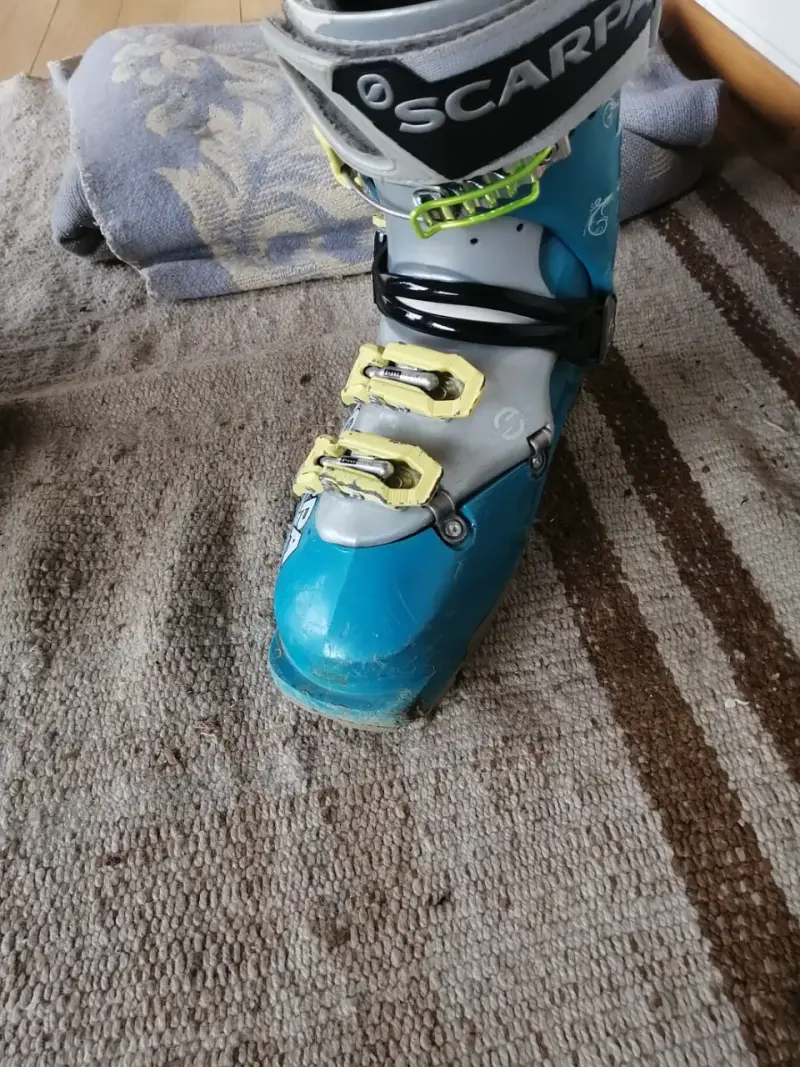 Botas de esquí Scarpa Gea, 25 mondo, 8 US - 5