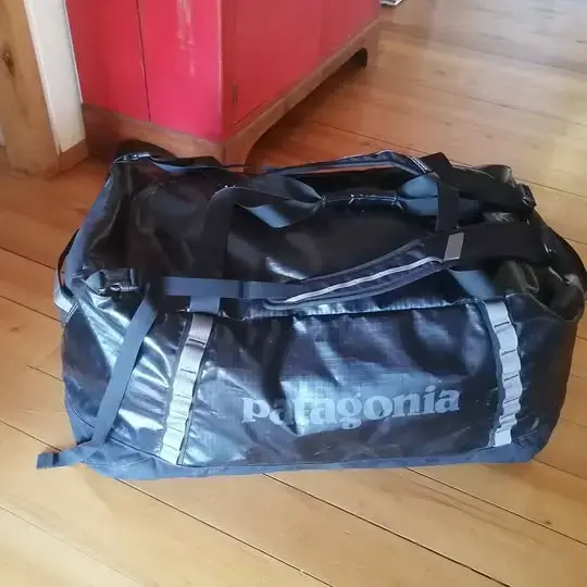 Patagonia Duffel Black Hole 120 litros negro - 2