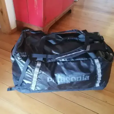 Patagonia Duffel Black Hole 120 litros negro - miniatura 2