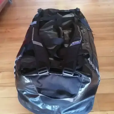 Patagonia Duffel Black Hole 120 litros negro - miniatura 4