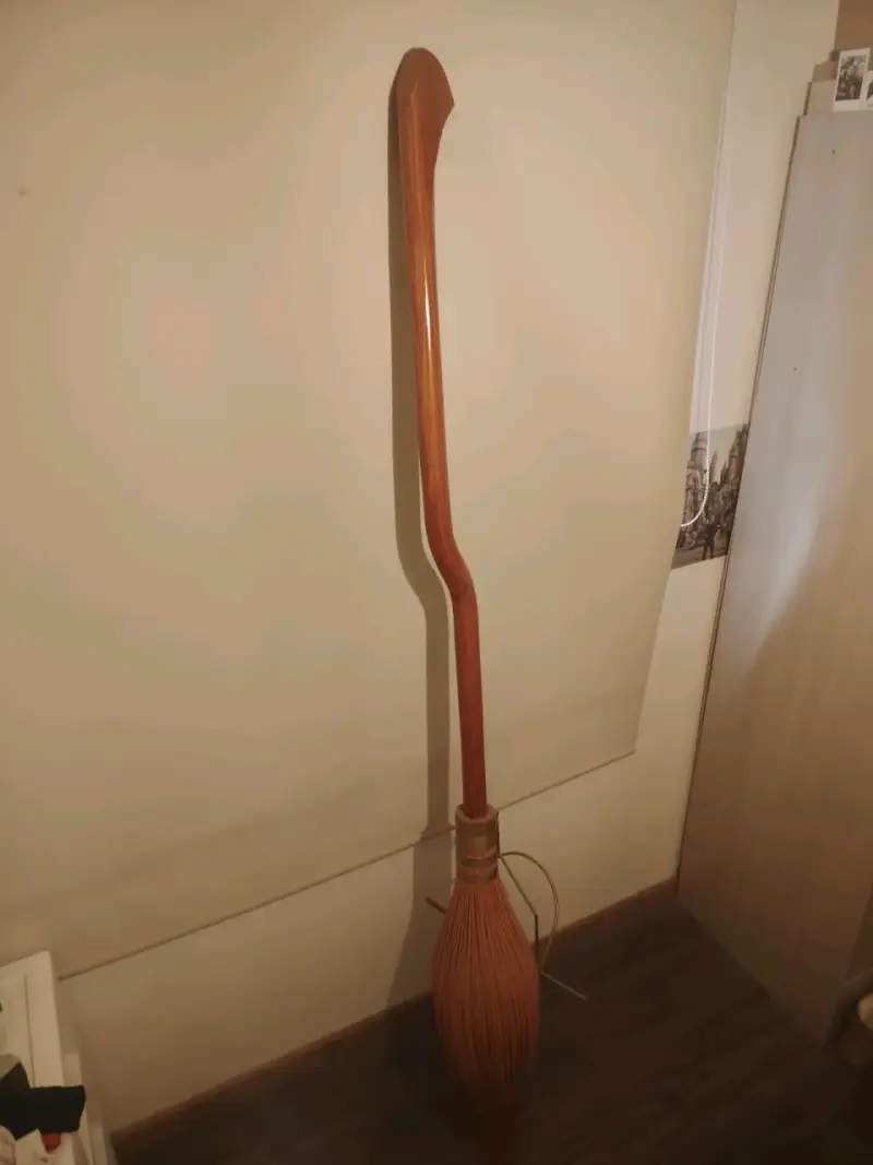 Harry Potter - Escoba Nimbus 2000 de colección