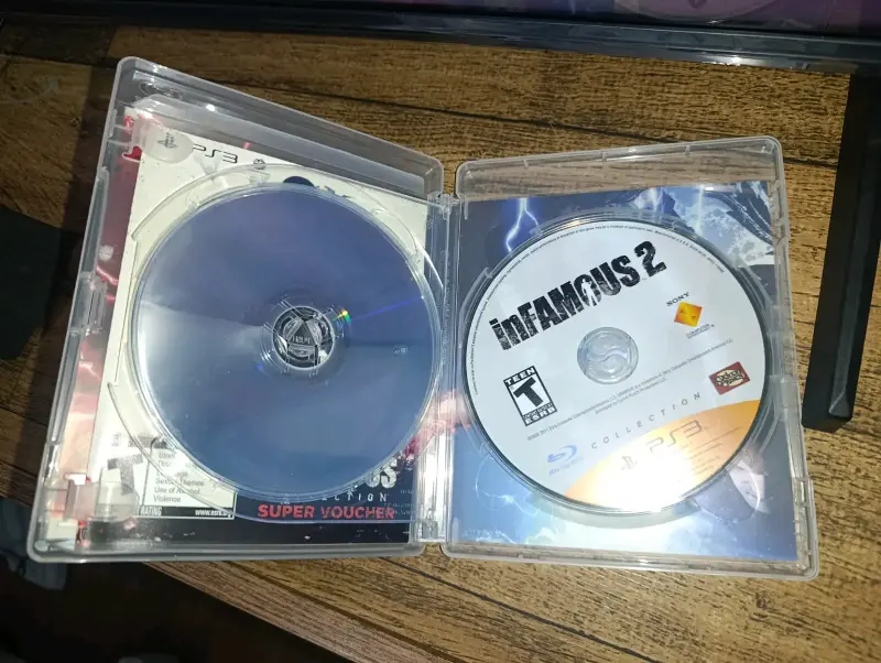 InFamous Collection PS3 Usado - 4