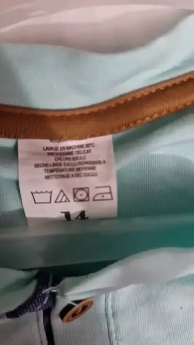 Polera  con botones para hombre - miniatura 2