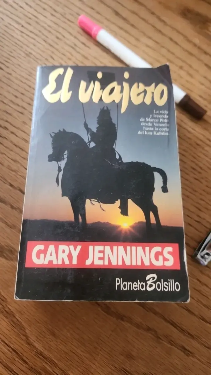 Libro El Viajero de Gary Jennings - 1