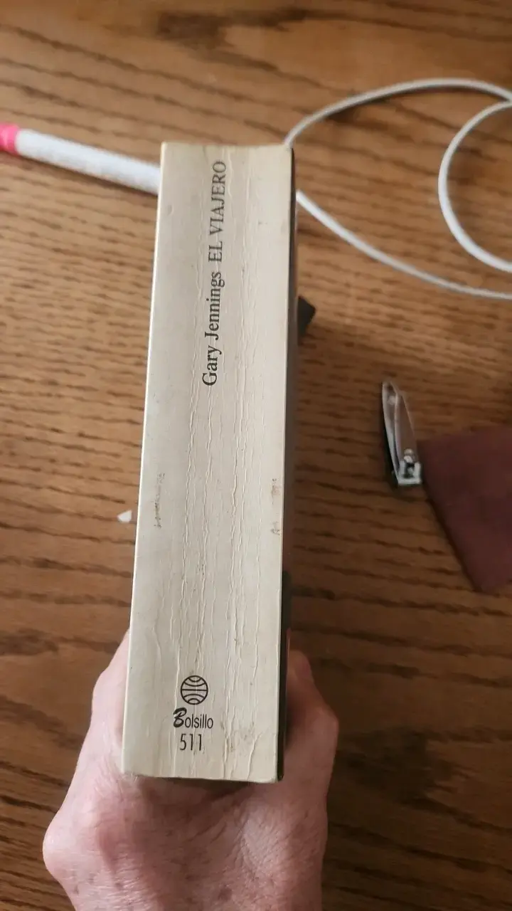 Libro El Viajero de Gary Jennings - 2