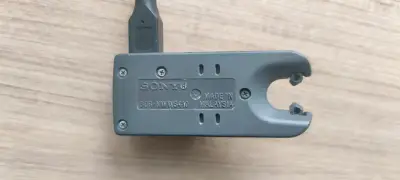 Cargador USB para dispositivos Sony - miniatura 2