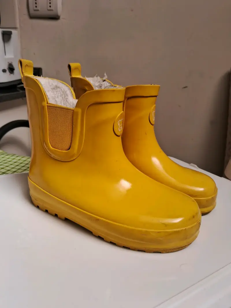 Botas de lluvia amarillas para niños con forro polar - 1