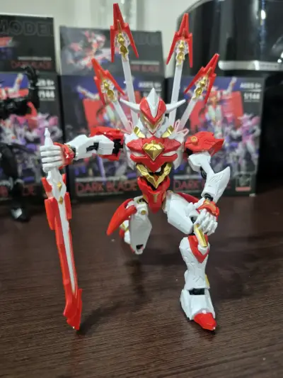 Figura de acción Dark Blade 1/144 (armable) - miniatura 6