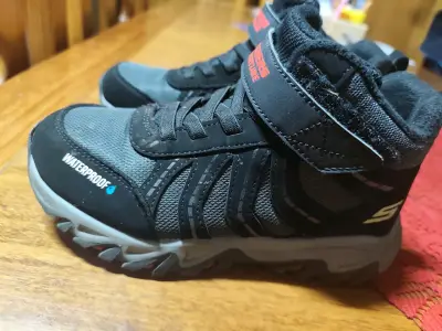 Botas impermeables para niños Skechers Adventure - miniatura 1