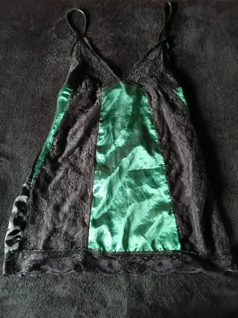 Camisón de encaje negro y verde elegante - 2