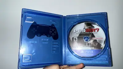 Juego PES 2017 para PS4 en buen estado - miniatura 2