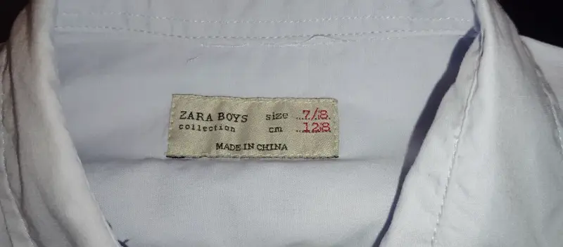 Camisa Celeste de Niño Zara con logo - 2
