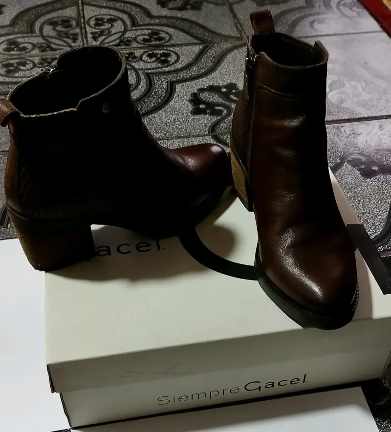 Botines de cuero marrón para mujer - 2
