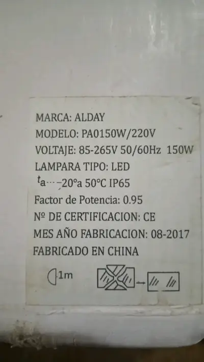Reflector LED 150W IP65 para exteriores - miniatura 2