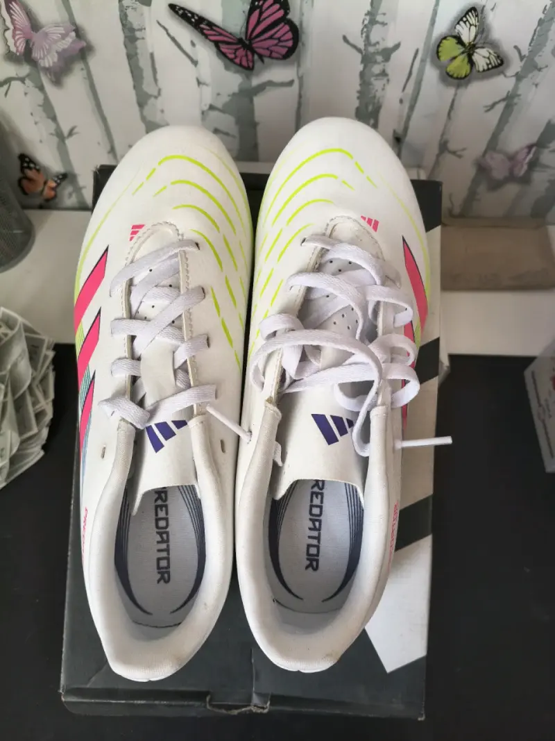 Zapatillas de fútbol Adidas Predator blancas - 1