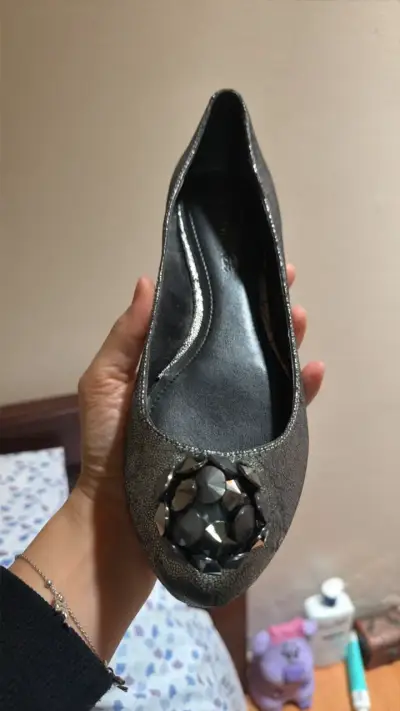 Zapatos planos con adorno brillante talla 37 - miniatura 1