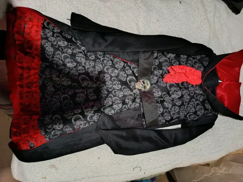 Conjunto de ropa infantil veraniega con estampados