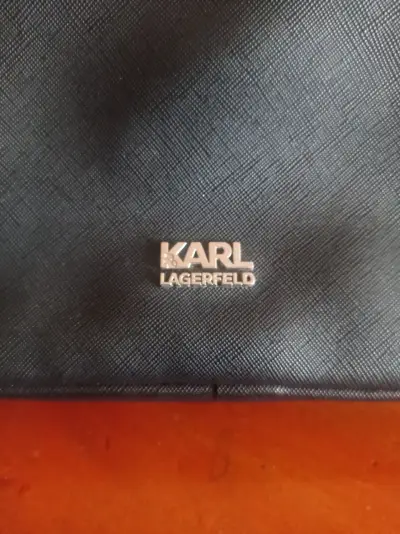 Bolso cruzado negro Karl Lagerfeld elegante - miniatura 3