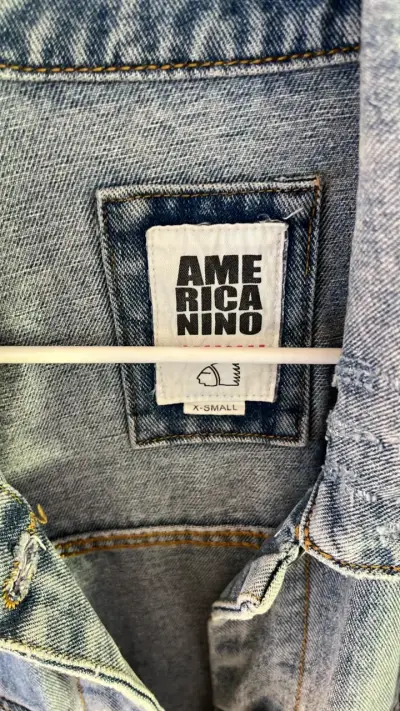 Chaqueta de mezclilla desgastada Americanino - miniatura 2