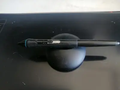 Tableta gráfica Wacom Intuos Pro M (con caja) - miniatura 4