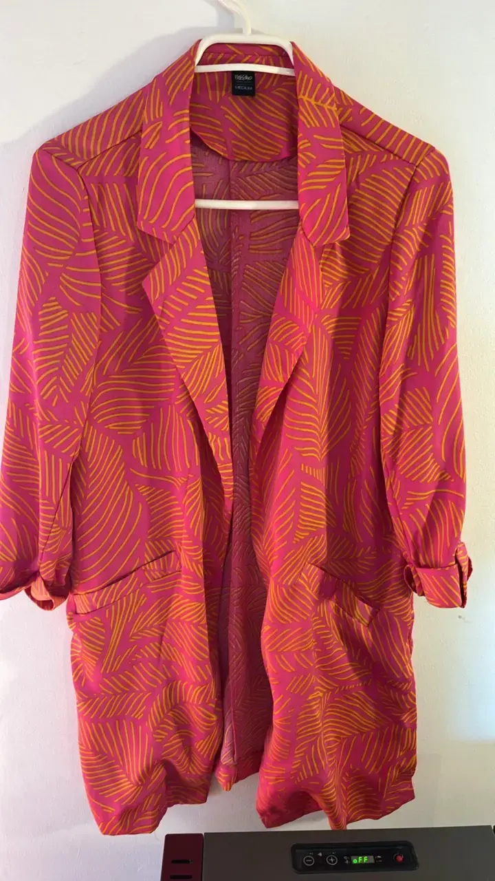 Blazer estampado rosa y naranja talla M
