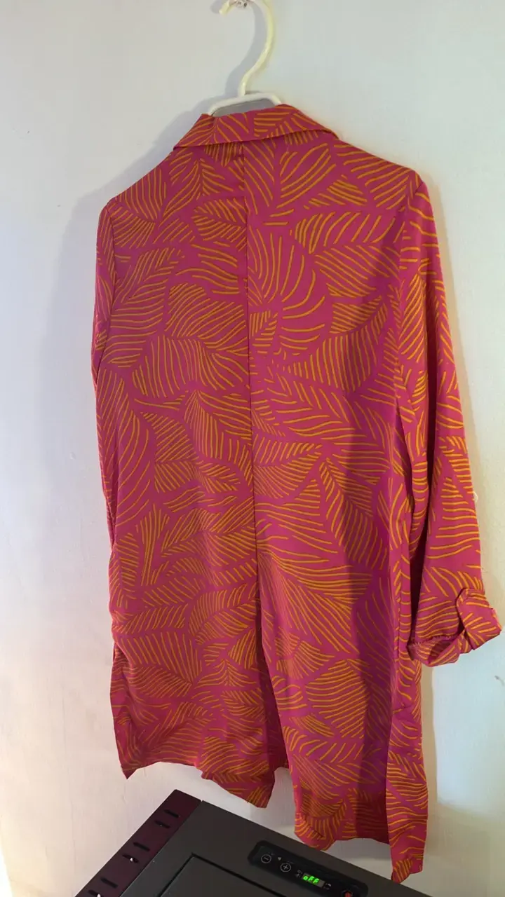 Blazer estampado rosa y naranja talla M - 4