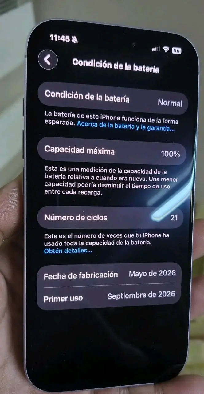 iPhone en excelente estado color lila - 3