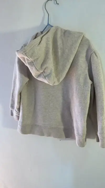 Polerón con capucha GAP para niño 4 años - miniatura 3