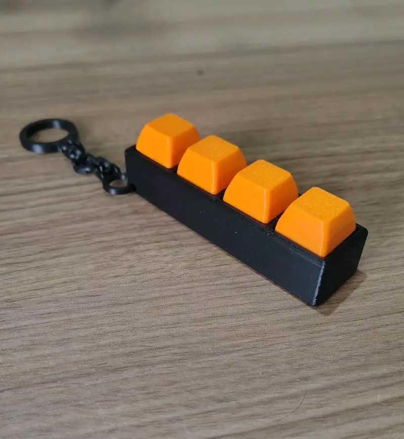 Llavero Teclado Mecánico Antiestrés Clicker - 2