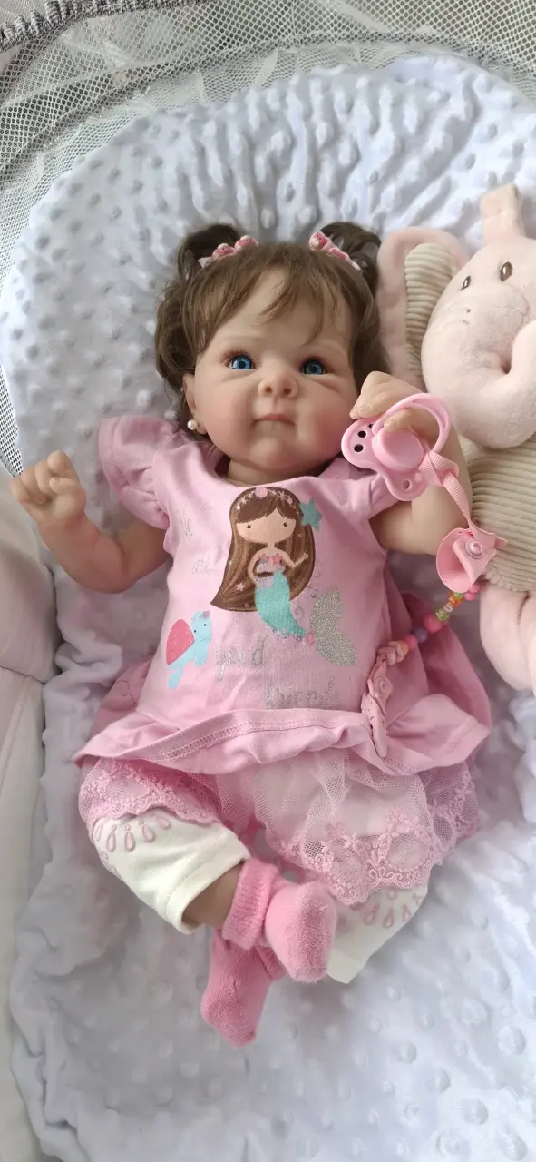 Muñeca Reborn Realista con Ropa Rosa - 3