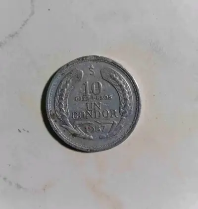 Moneda chilena de 10 pesos de 1957 - miniatura 1