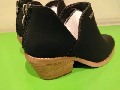 Botines de cuero negro - miniatura 1