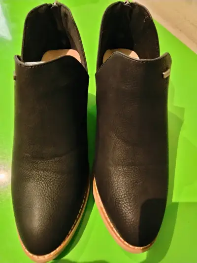 Botines de cuero negro - miniatura 2
