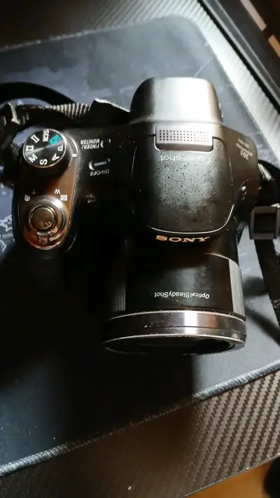 Cámara Sony con Zoom Óptico 63x - miniatura 2