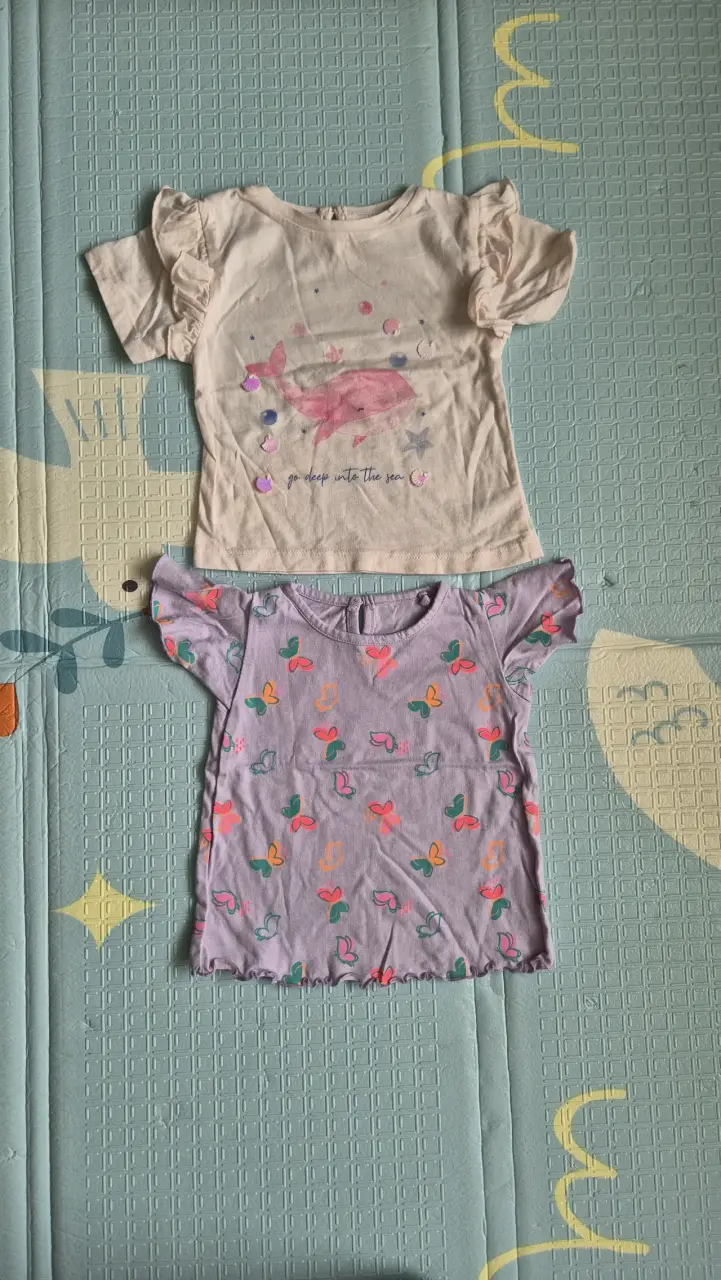 Pack de Poleras de Niña con Diseños de Ballena y Mariposas - 1