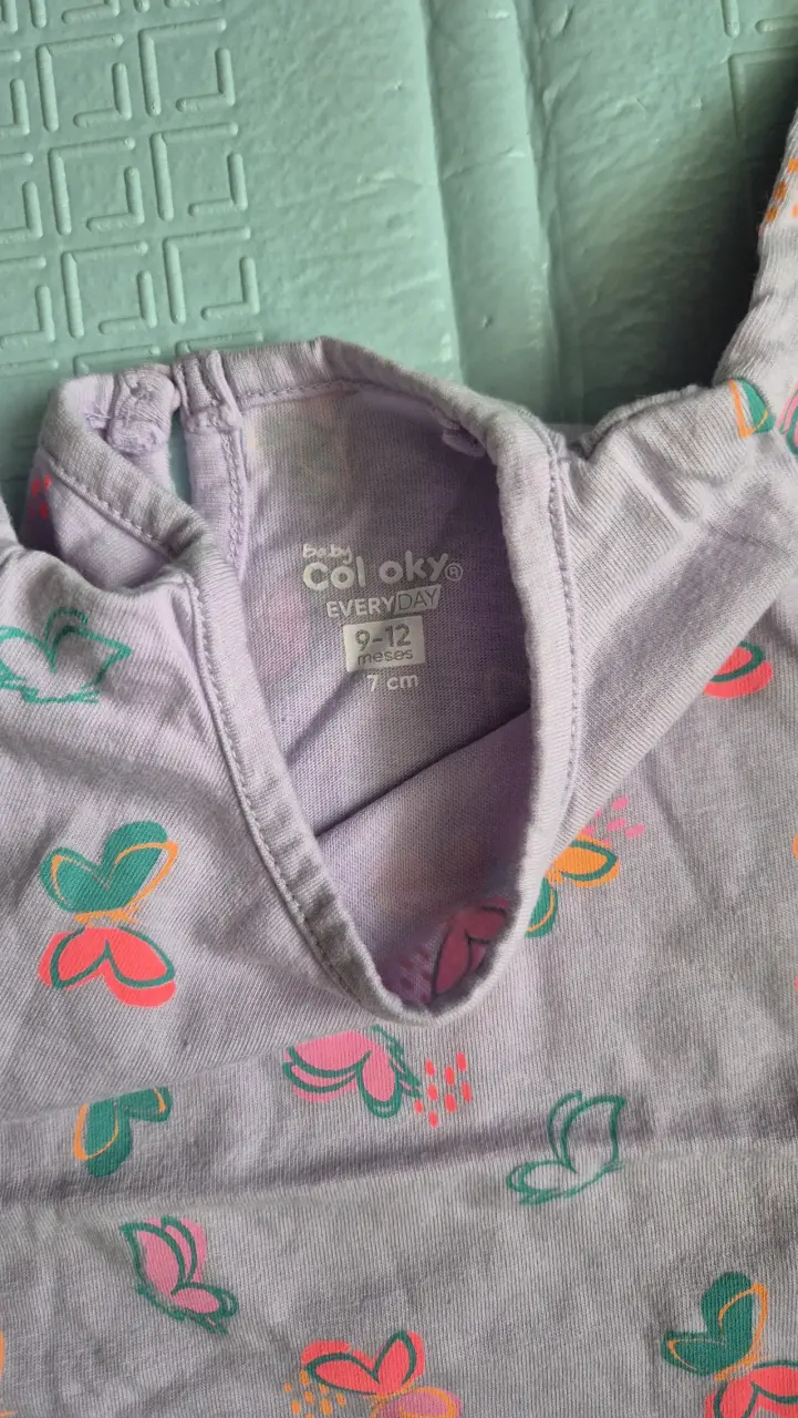Pack de Poleras de Niña con Diseños de Ballena y Mariposas - 5
