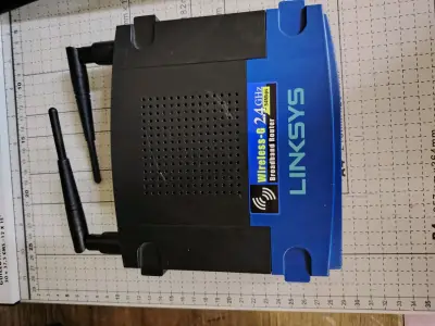 Router inalámbrico Linksys 2.4 GHz WRT54GL - miniatura 2