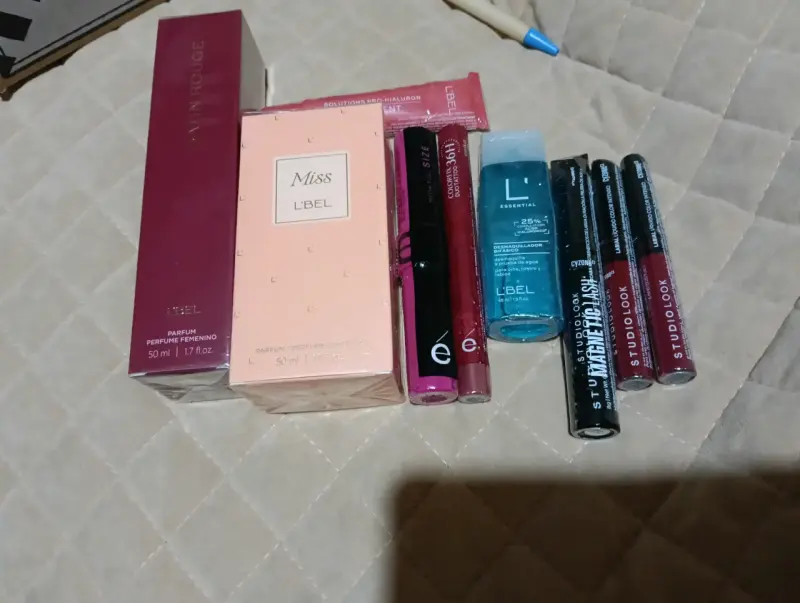 Set de Perfumes y Maquillaje L'Bel