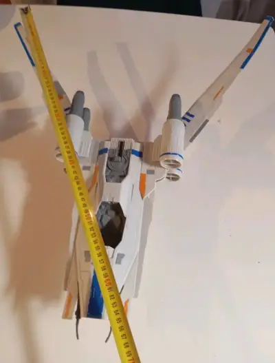 Nave espacial de juguete Star Wars con detalles - miniatura 5
