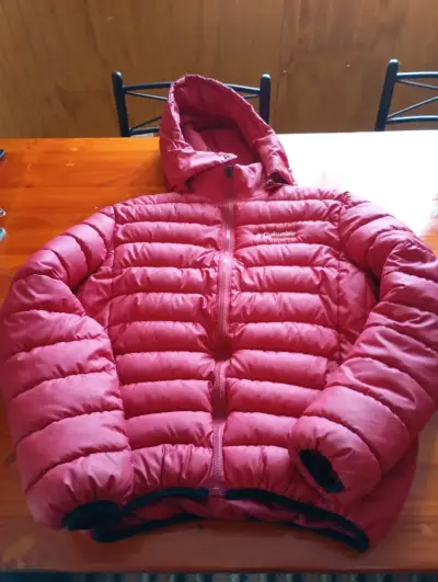 Chaqueta Columbia acolchada roja para invierno - miniatura 3