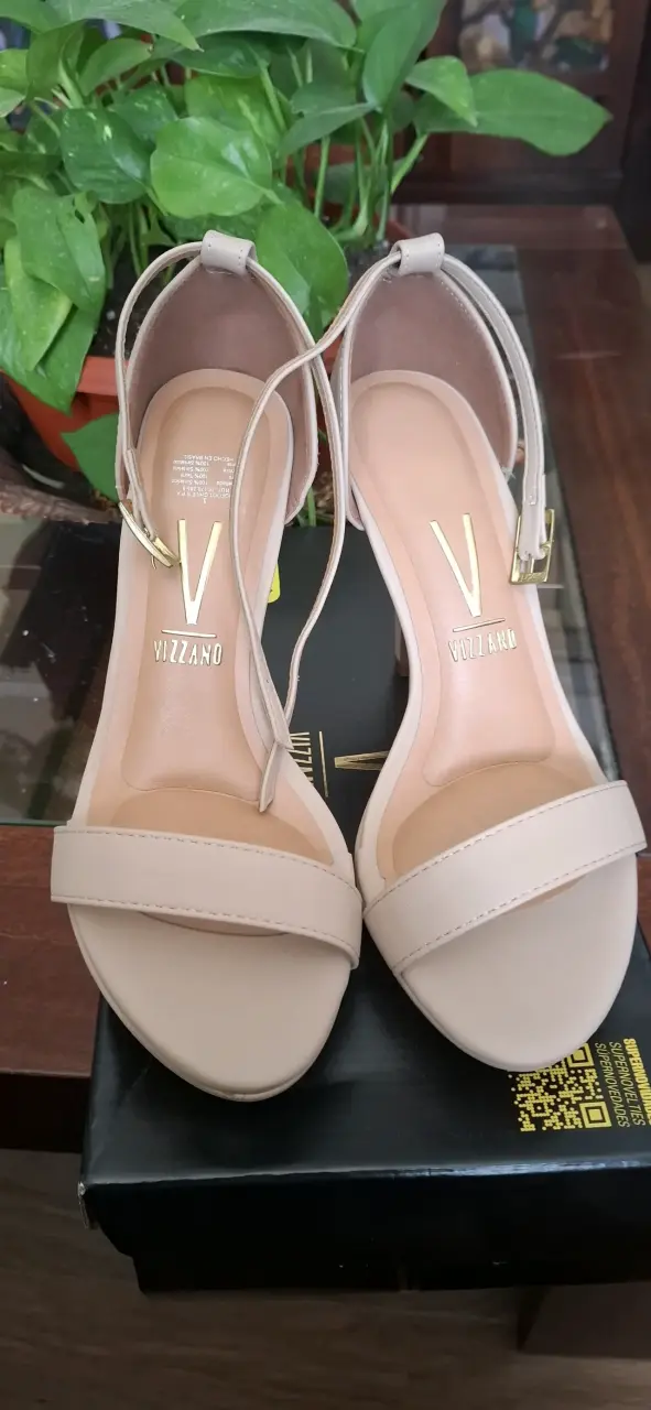 Sandalias de tacón beige Vizzano elegantes - 1