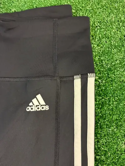 Pantalones deportivos negros Adidas con franjas - miniatura 6