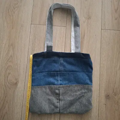 Bolso tote de mezclilla hecho a mano - miniatura 1