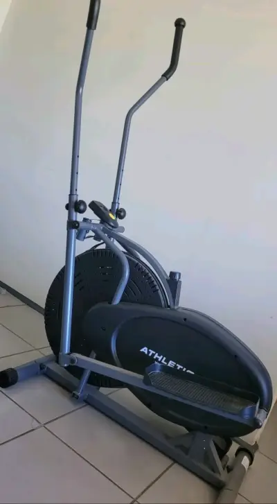 Elíptica Athletic Works en buen estado - miniatura 1
