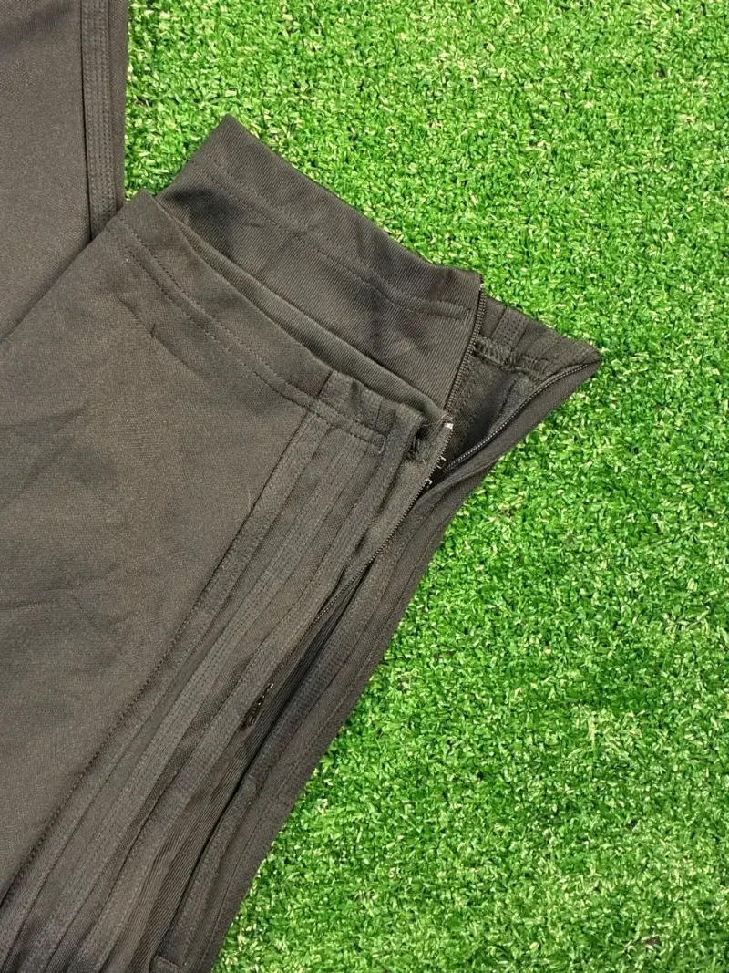 Pantalones deportivos negros Adidas para hombre - 6