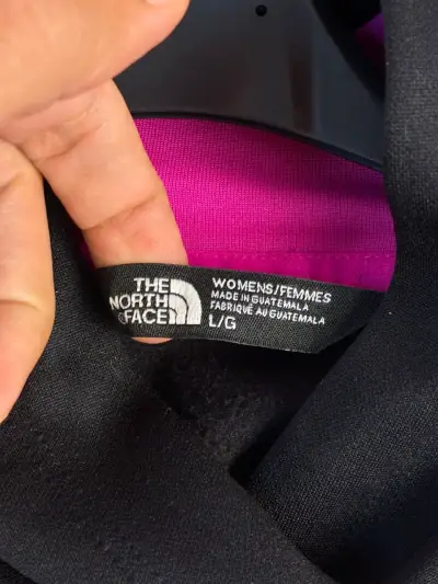 Polerón The North Face con logo rosa - miniatura 6