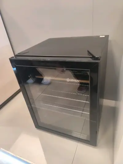 Refrigerador de Vinos Løven Negro - miniatura 1